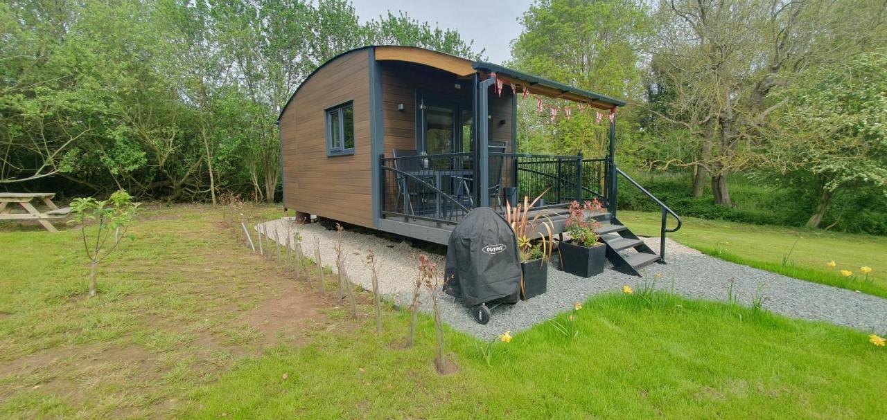 فندق Peppercorn Pod At Beck House Glamping Salmonby المظهر الخارجي الصورة