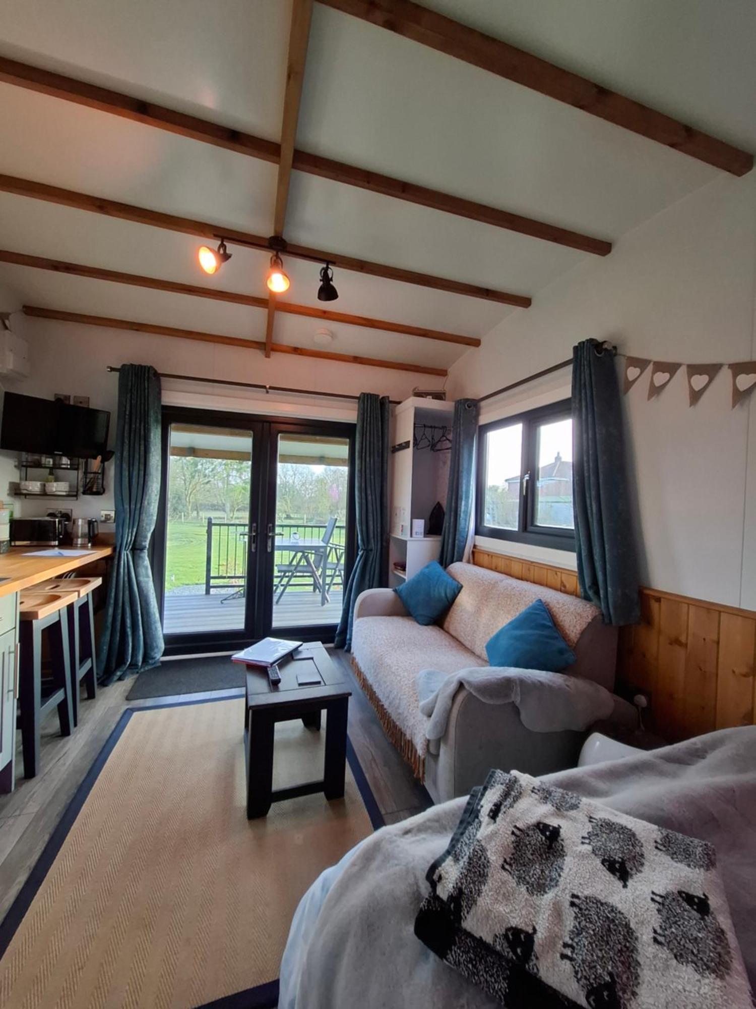فندق Peppercorn Pod At Beck House Glamping Salmonby المظهر الخارجي الصورة